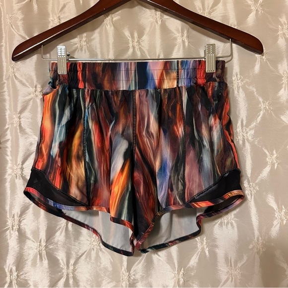 Lululemon Hotty Hot Shorts High-Rise Long 4" Chroma Fusion Multi Black - Picture 2 of 11